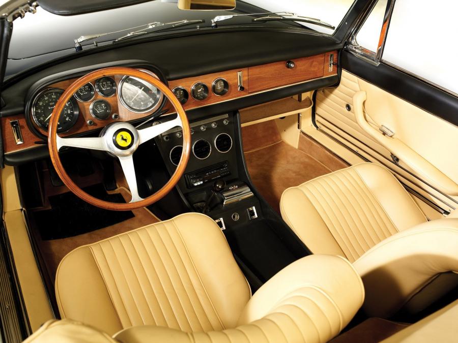  Ferrari 330 GTS 1967 года  (фото 53 из 102)